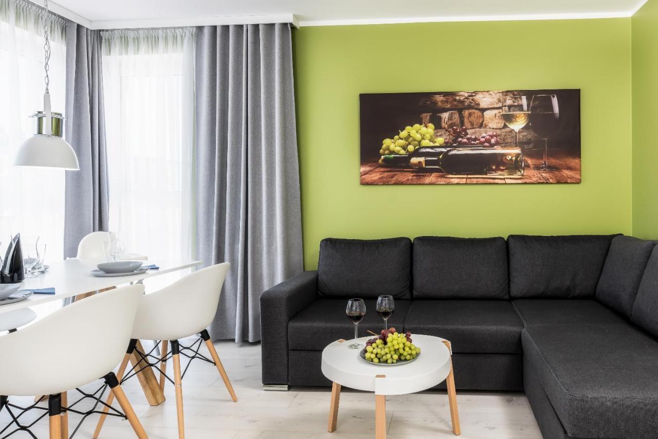 Grape Home Dziwnówek Esterno foto
